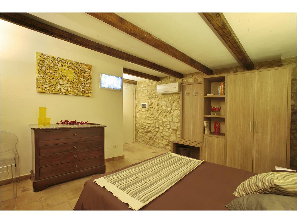 Residenze Portacastello Acomodação com café da manhã Isernia Exterior foto