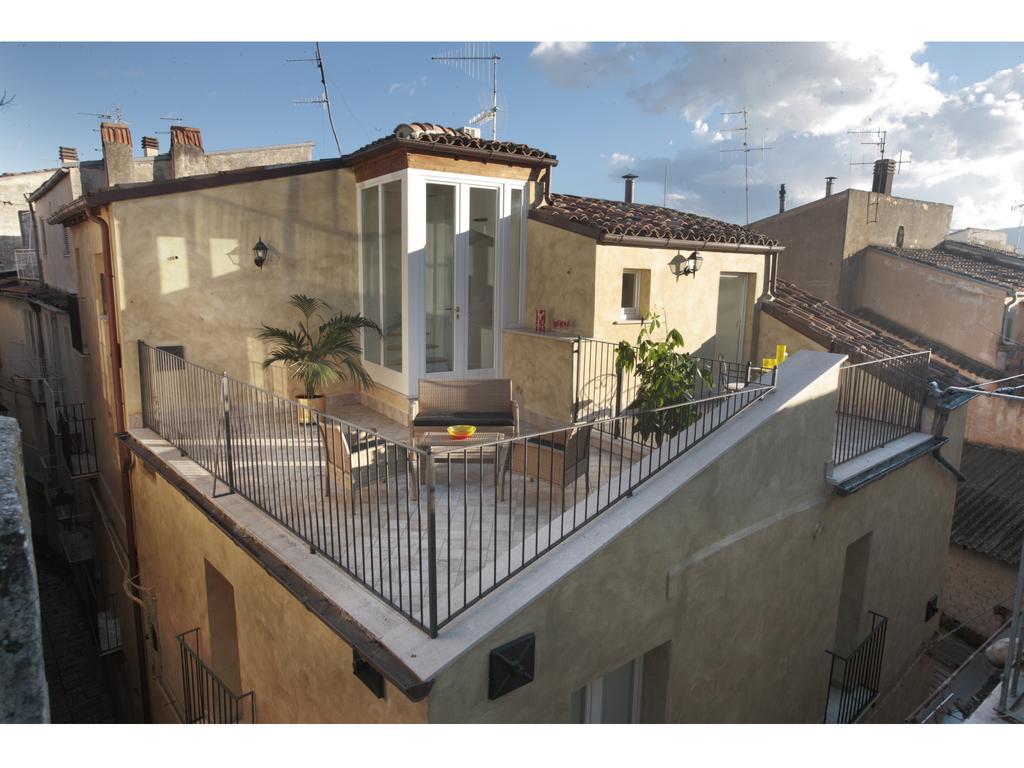 Residenze Portacastello Acomodação com café da manhã Isernia Exterior foto